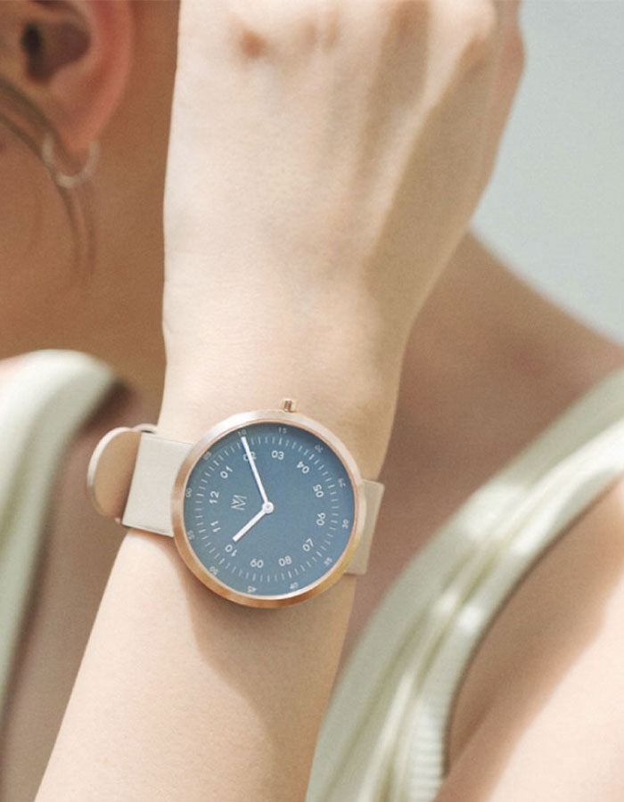 STORM CLOUD CAMEL 40MM + NAVY LEATHER STRAP SET (ROSE GOLD)